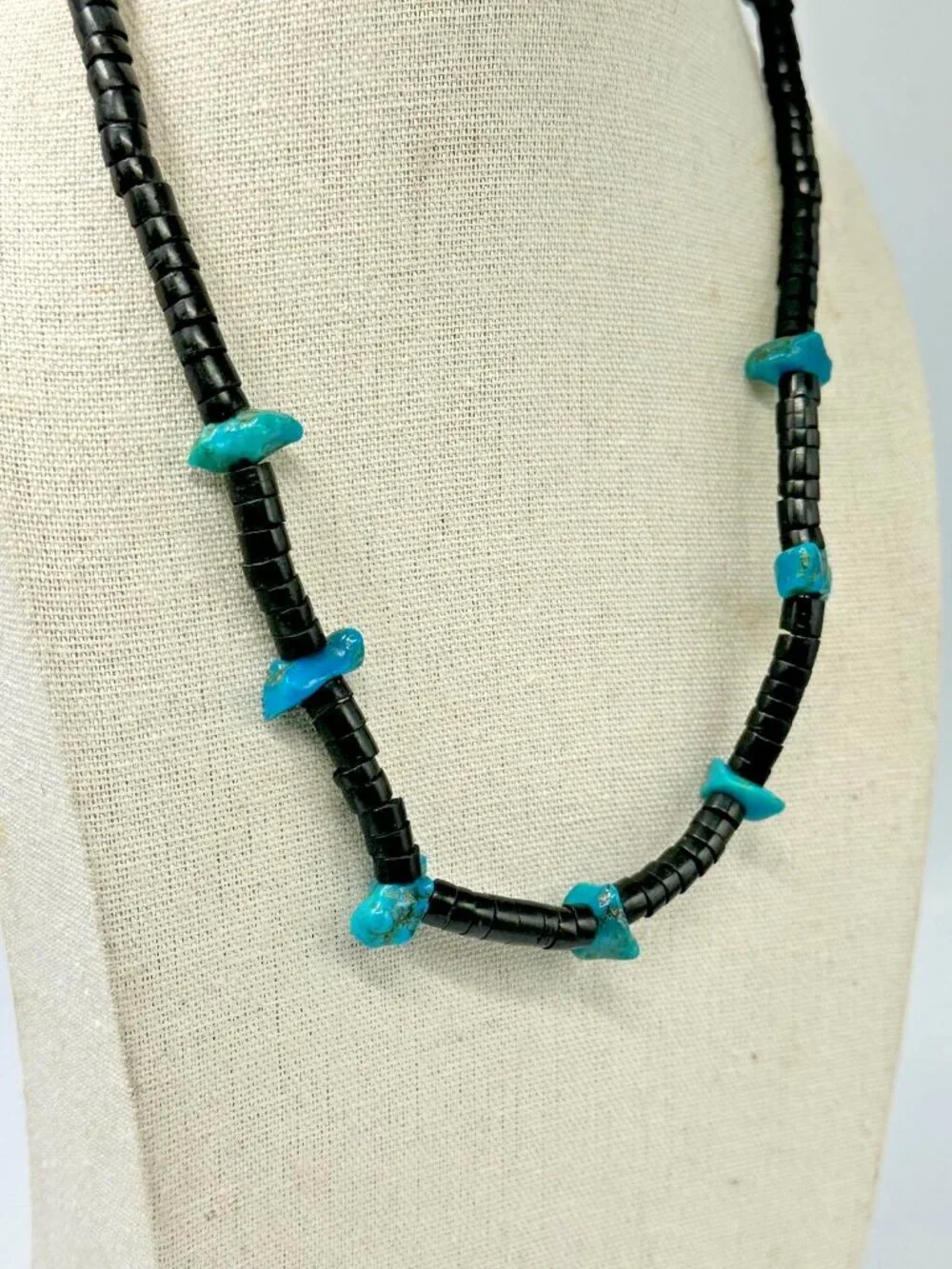 Vintage Turquoise Nugget Beaded Necklace Men Black Heishi Beads Barrel Clasp